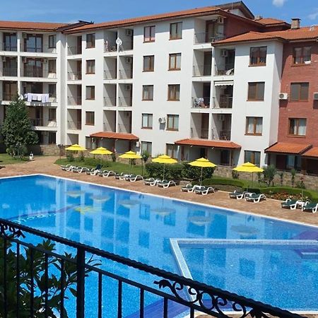 3 Room Family Apartment With Pool View Nesebar Exterior photo