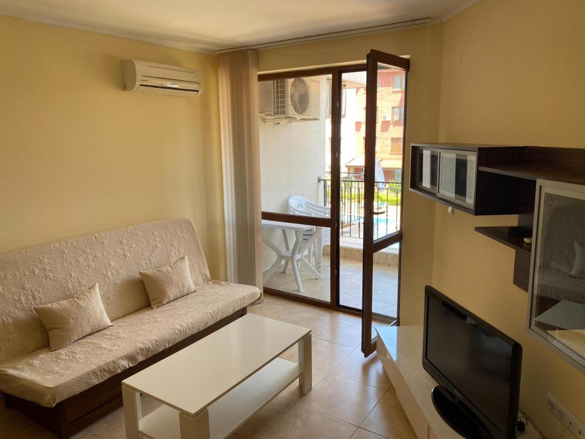 3 Room Family Apartment With Pool View Nesebar Exterior photo